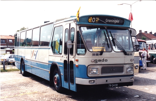 Foto van GADO Leyland-Den Oudsten Standaardstreekbus 2751 Standaardbus door wyke2207