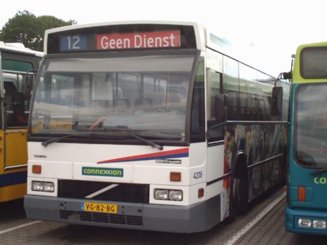 Foto van CXX Den Oudsten B88 4209 Standaardbus door_gemaakt PEHBusfoto