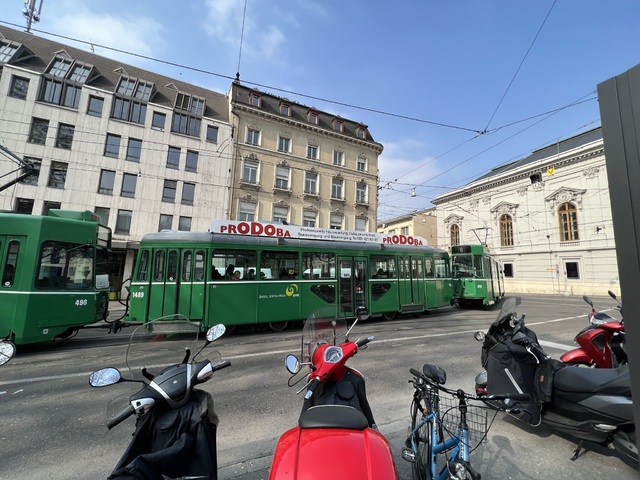 Foto van BVB Diverse trams 1489 Tram door Stadsbus
