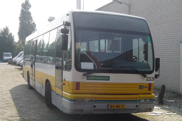 Foto van CXX Den Oudsten B95 2330 Standaardbus door wyke2207