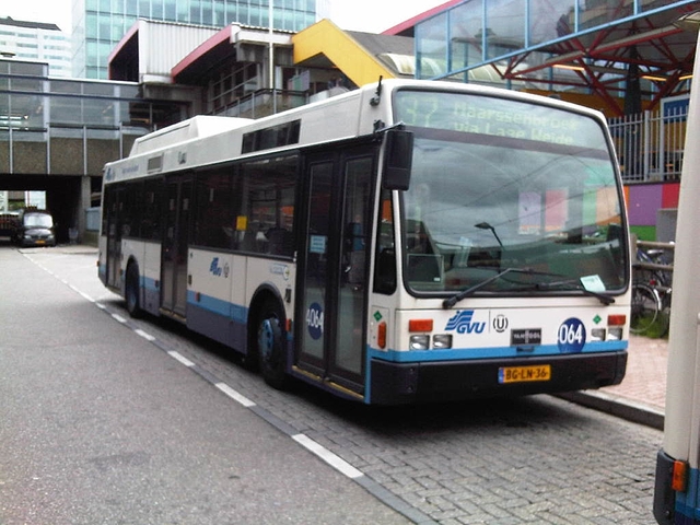 Foto van GVU Van Hool A300 LPG 4064 Standaardbus door stefan188