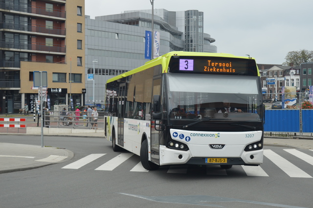 Foto van CXX VDL Citea LLE-120 3207 Standaardbus door wyke2207