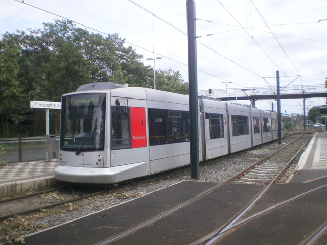 Foto van Rheinbahn NF10 2026 Tram door Perzik