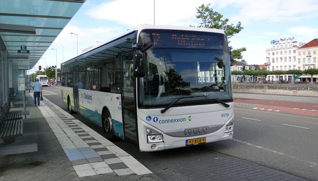Foto van CXX Iveco Crossway LE (13mtr) 5579 Standaardbus door OVdoorNederland