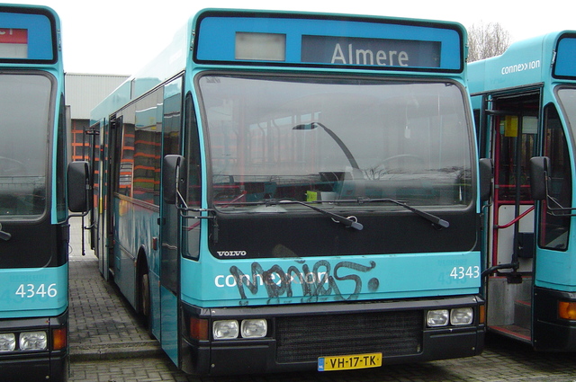 Foto van CXX Berkhof 2000NL 4343 Standaardbus door wyke2207