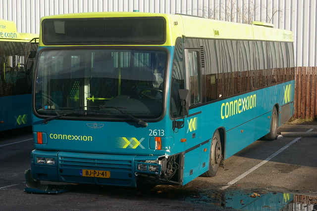 Foto van CXX Den Oudsten B95 2613 Standaardbus door wyke2207