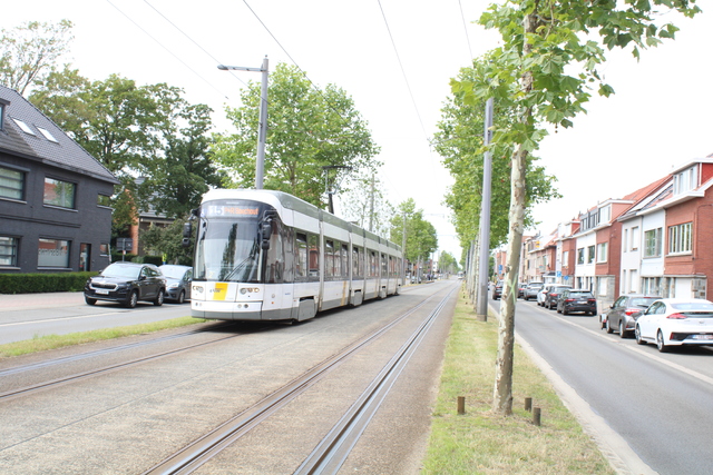 Foto van DeLijn Flexity 7305 Tram door ZO6176