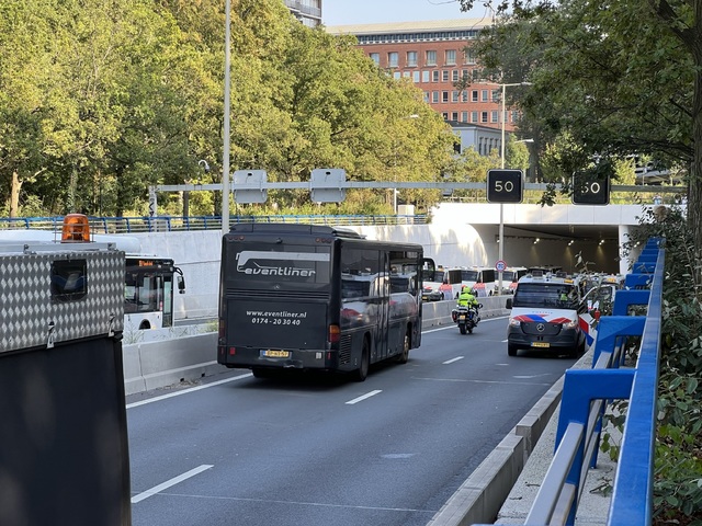 Foto van ELNR Mercedes-Benz Integro 2 Semi-touringcar door Stadsbus