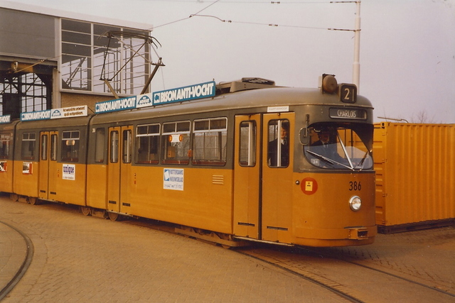 Foto van RET Rotterdamse Düwag GT8 386 Tram door JanWillem