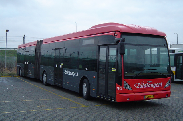 Foto van CXX Van Hool AG300 7851 Gelede bus door wyke2207