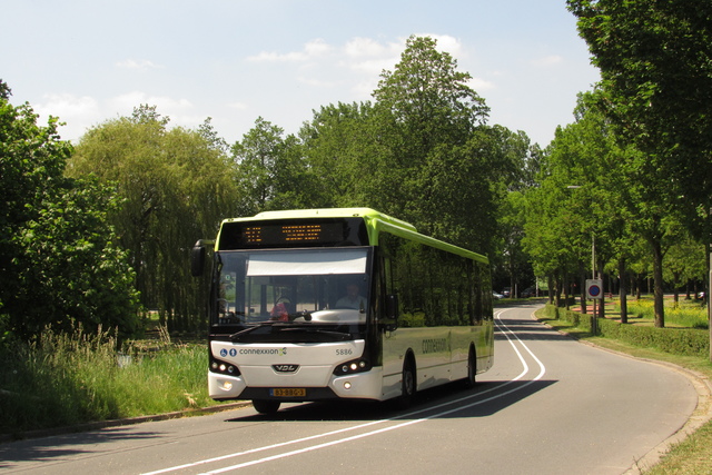 Foto van CXX VDL Citea LLE-120 5886 Standaardbus door jvroegindeweij