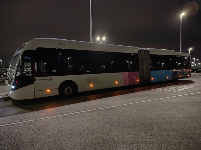Foto van CXX VDL Citea SLFA-181 Electric 9700 Gelede bus door BusdriverSchipholNet