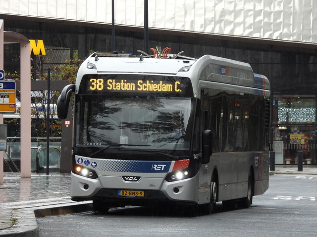 Foto van RET VDL Citea SLF-120 Electric 1427 Standaardbus door stefan188