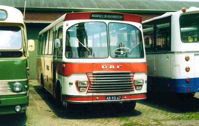 Foto van NBM DAF B1300 17 Standaardbus door Jelmer