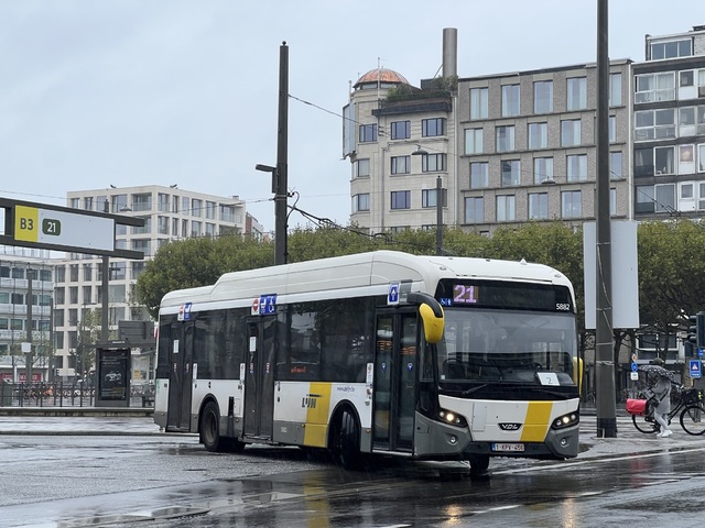 Foto van DeLijn VDL Citea SLF-120 Hybrid 5882 Standaardbus door_gemaakt Stadsbus