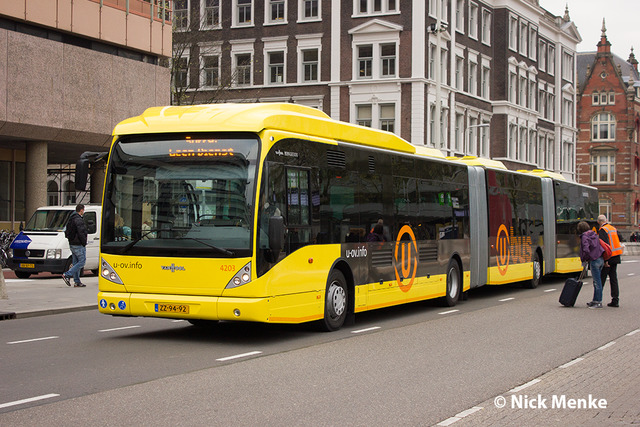 Foto van QBZ Van Hool AGG300 4203 Dubbelgelede bus door_gemaakt Busentrein