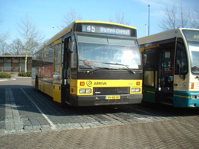 Foto van ARR Den Oudsten B88 4245 Standaardbus door Niek2200