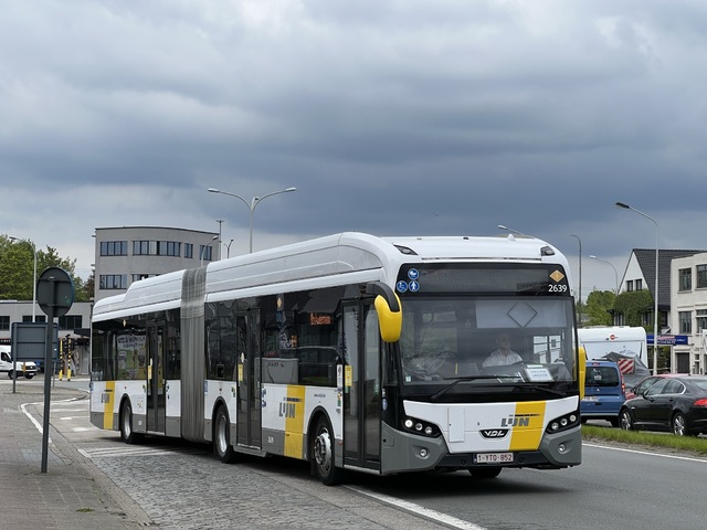 Foto van DeLijn VDL Citea SLFA-180 Hybrid 2639 Gelede bus door_gemaakt Stadsbus