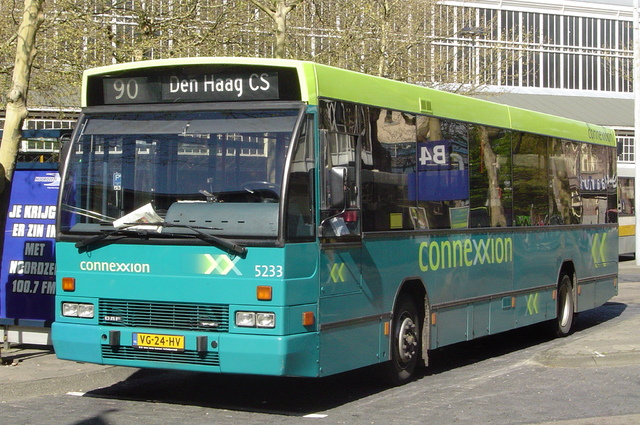 Foto van CXX Den Oudsten B88 5233 Standaardbus door wyke2207