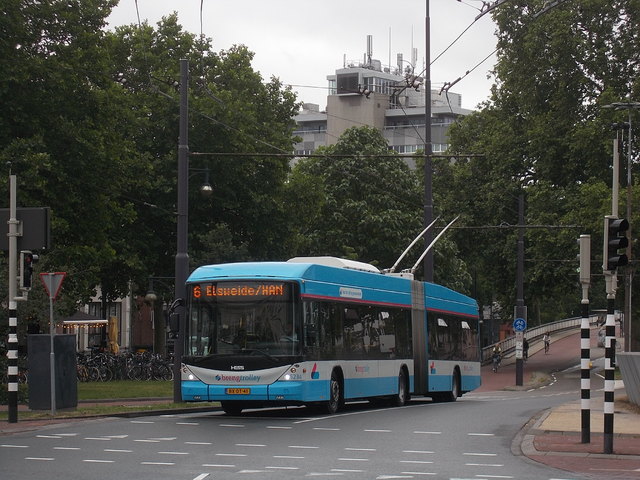 Foto van HER Hess Swisstrolley 5234 Gelede bus door stefan188