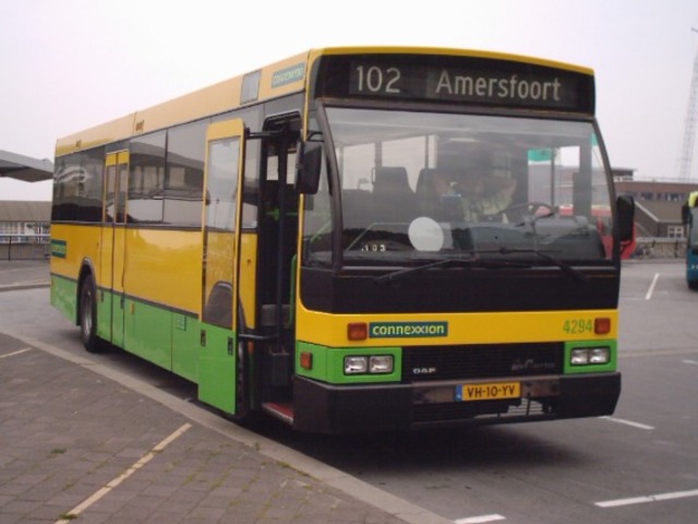 Foto van CXX Den Oudsten B88 4294 Standaardbus door PEHBusfoto