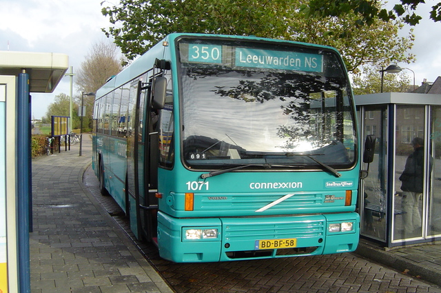 Foto van CXX Den Oudsten B89 1071 Standaardbus door wyke2207