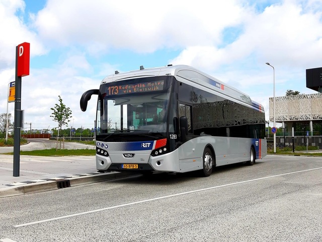 Foto van RET VDL Citea SLE-120 Hybrid 1283 Standaardbus door WimRET2023
