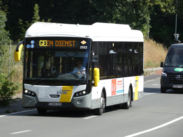 Foto van DeLijn VDL Citea SLE-120 Hybrid 2552 Standaardbus door Delijn821