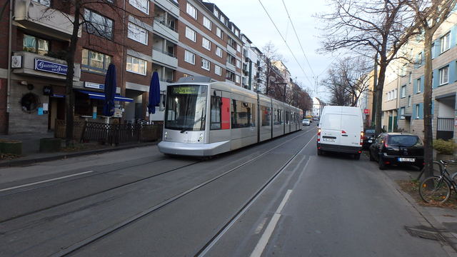 Foto van Rheinbahn NF10 2035 Tram door Perzik