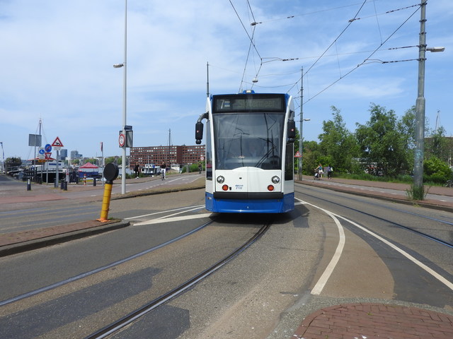 Foto van GVB Siemens Combino 2132 Tram door treinspotter2323