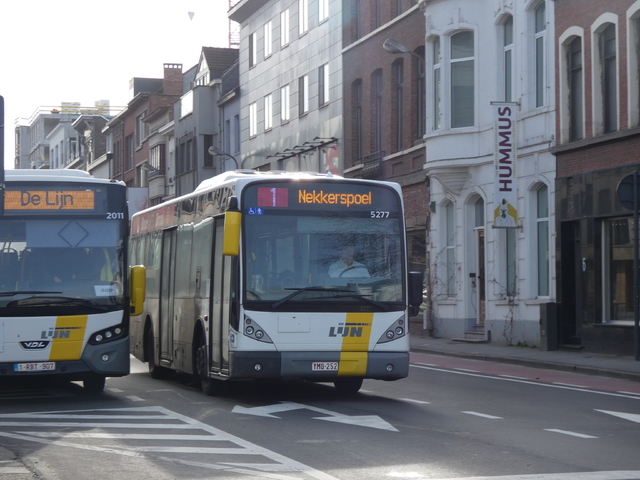 Foto van DeLijn Van Hool A309 5277 Midibus door_gemaakt Delijn821