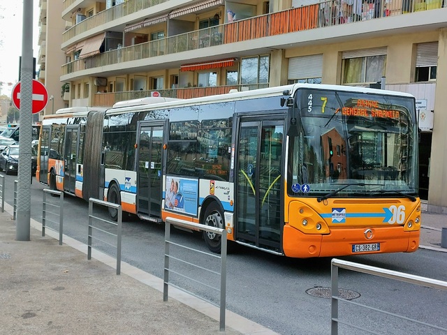 Foto van LignesAzur Irisbus Citelis (18mtr) 445 Gelede bus door Jossevb