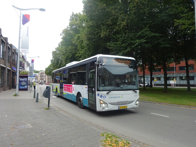 Foto van CXX Iveco Crossway LE (13mtr) 5564 Standaardbus door Rotterdamseovspotter