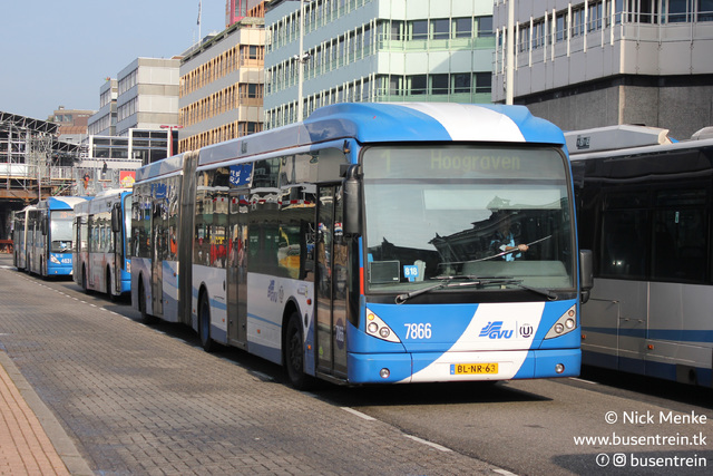 Foto van GVU Van Hool AG300 7866 Gelede bus door Busentrein