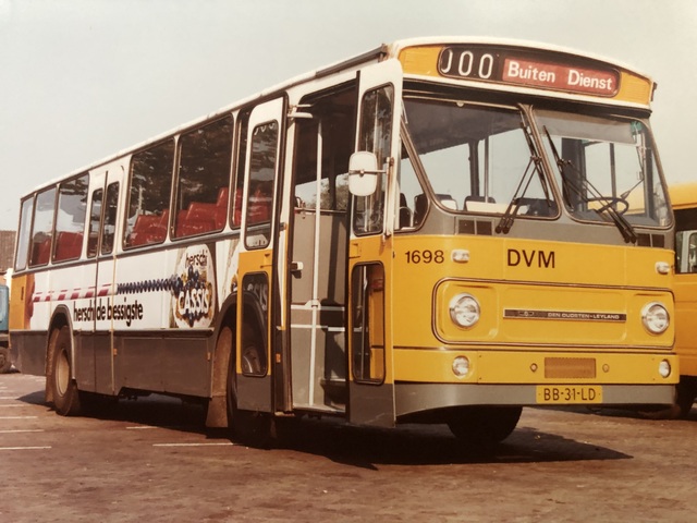 Foto van DVM Leyland-Den Oudsten Standaardstreekbus 1698 Standaardbus door 1305