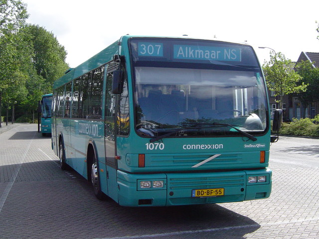Foto van CXX Den Oudsten B89 1070 Standaardbus door wyke2207