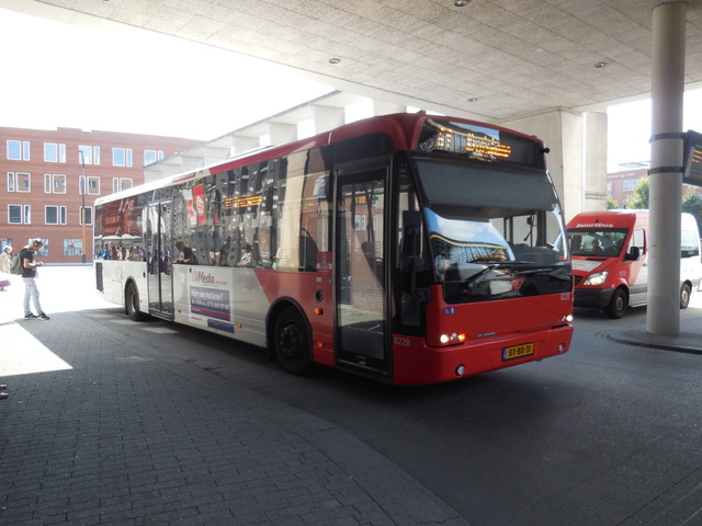 Foto van ARR VDL Ambassador ALE-120 8228 Standaardbus door Stadsbus