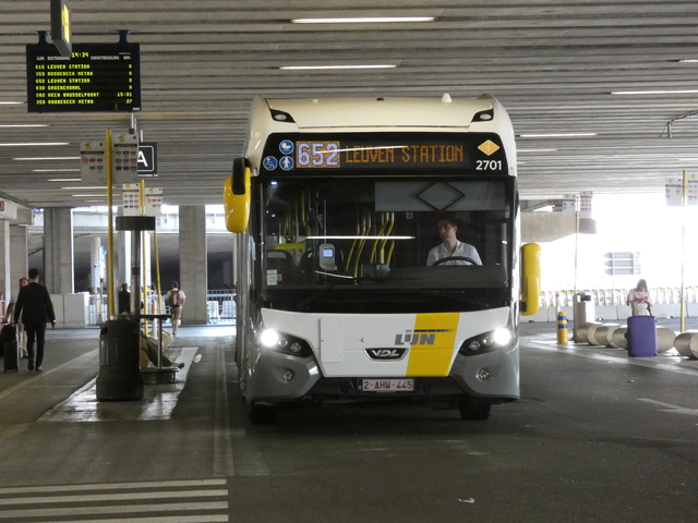 Foto van DeLijn VDL Citea SLFA-180 Hybrid 2701 Gelede bus door_gemaakt Delijn821