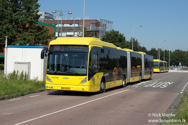 Foto van QBZ Van Hool AGG300 4216 Dubbelgelede bus door Busentrein