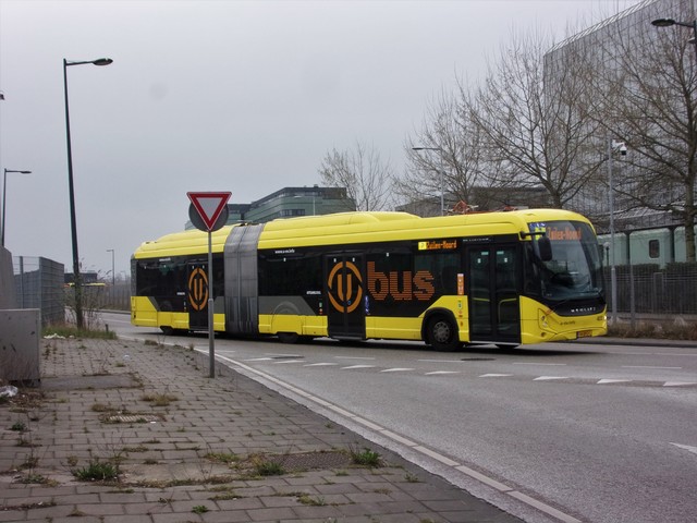 Foto van QBZ Heuliez GX437 ELEC 4830 Gelede bus door_gemaakt Lijn45