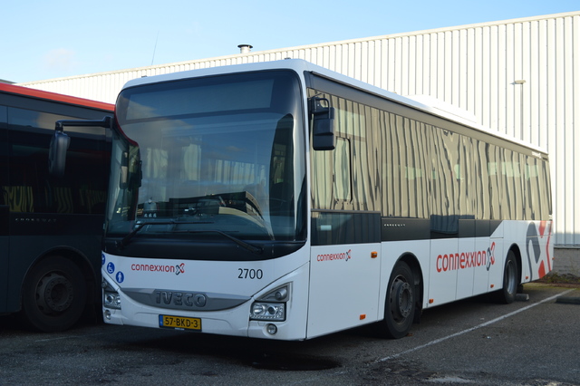 Foto van CXX Iveco Crossway LE (10,8mtr) 2700 Standaardbus door wyke2207