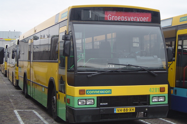 Foto van CXX Den Oudsten B88 4281 Standaardbus door wyke2207