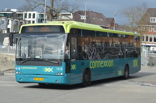 Foto van CXX VDL Ambassador ALE-120 5828 Standaardbus door wyke2207
