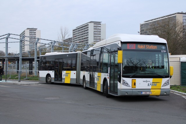 Foto van DeLijn Van Hool AG300 5791 Gelede bus door_gemaakt Mori