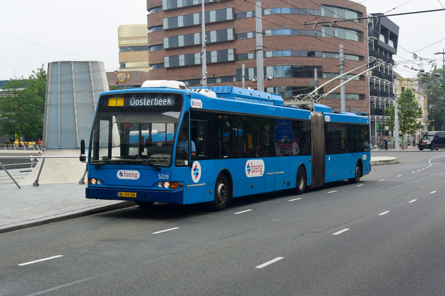 Foto van HER Berkhof Premier AT 18 5229 Gelede bus door NLRail