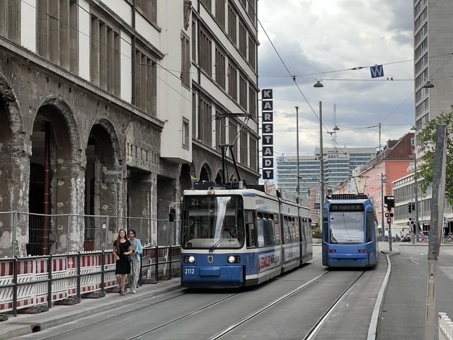Foto van MVG GT6N 2112 Tram door_gemaakt Stadsbus