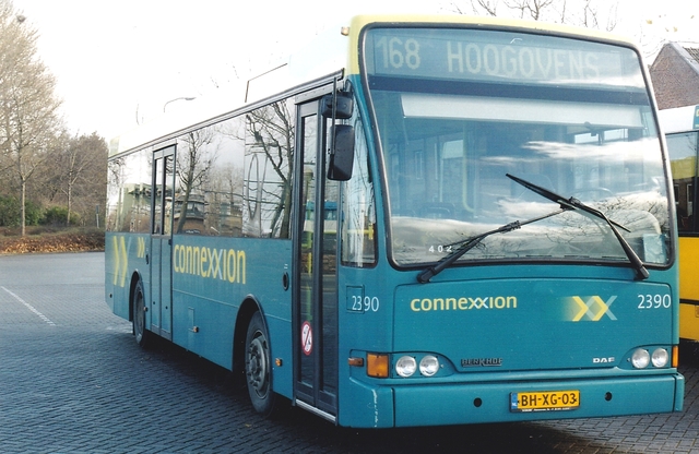 Foto van CXX Berkhof 2000NL 2390 Standaardbus door wyke2207