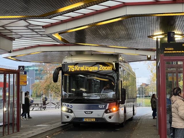 Foto van RET VDL Citea SLE-120 Hybrid 1210 Standaardbus door Stadsbus