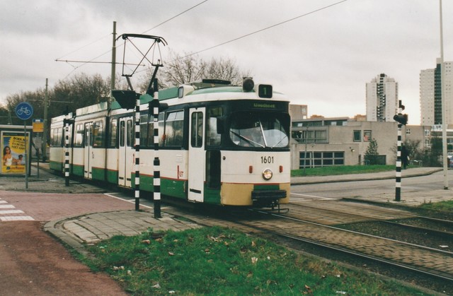 Foto van RET Rotterdamse Düwag GT8 1601 Tram door JanWillem
