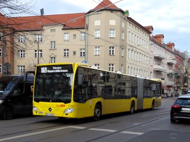 Foto van BVG Mercedes-Benz Citaro G 4936 Gelede bus door Jossevb